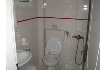 Grecja Privát Foúrka, Zewnątrz